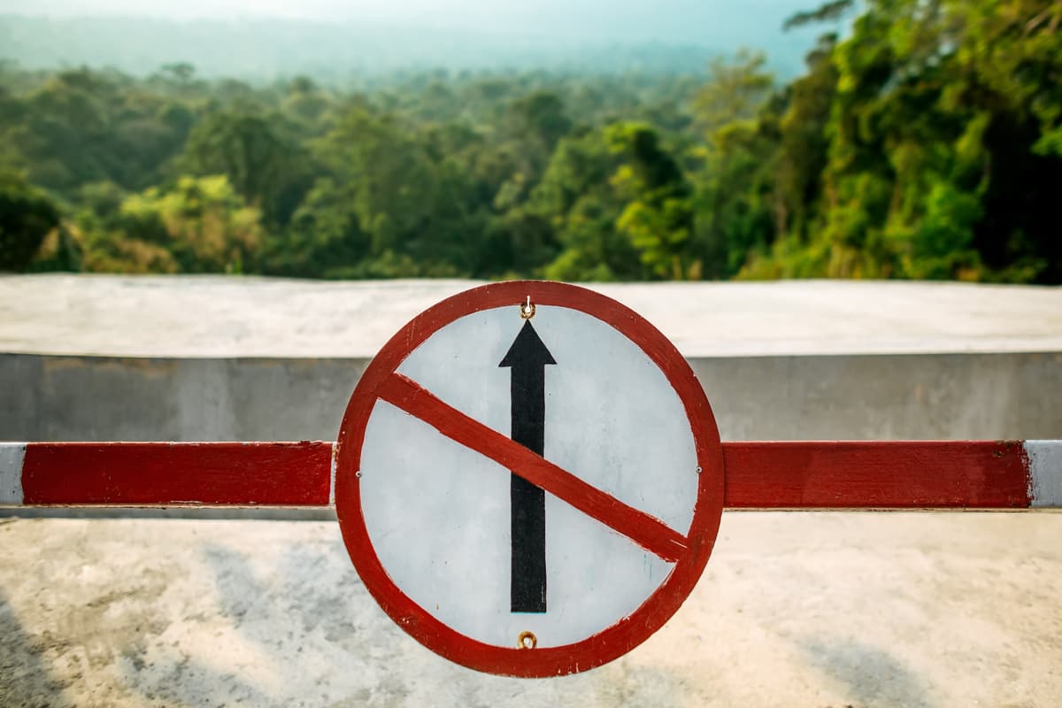 Diferencia entre área protegida y zona de seguridad