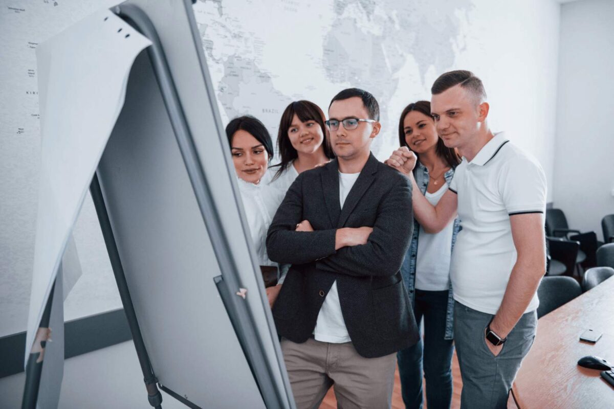 Capacitación a líderes y equipos