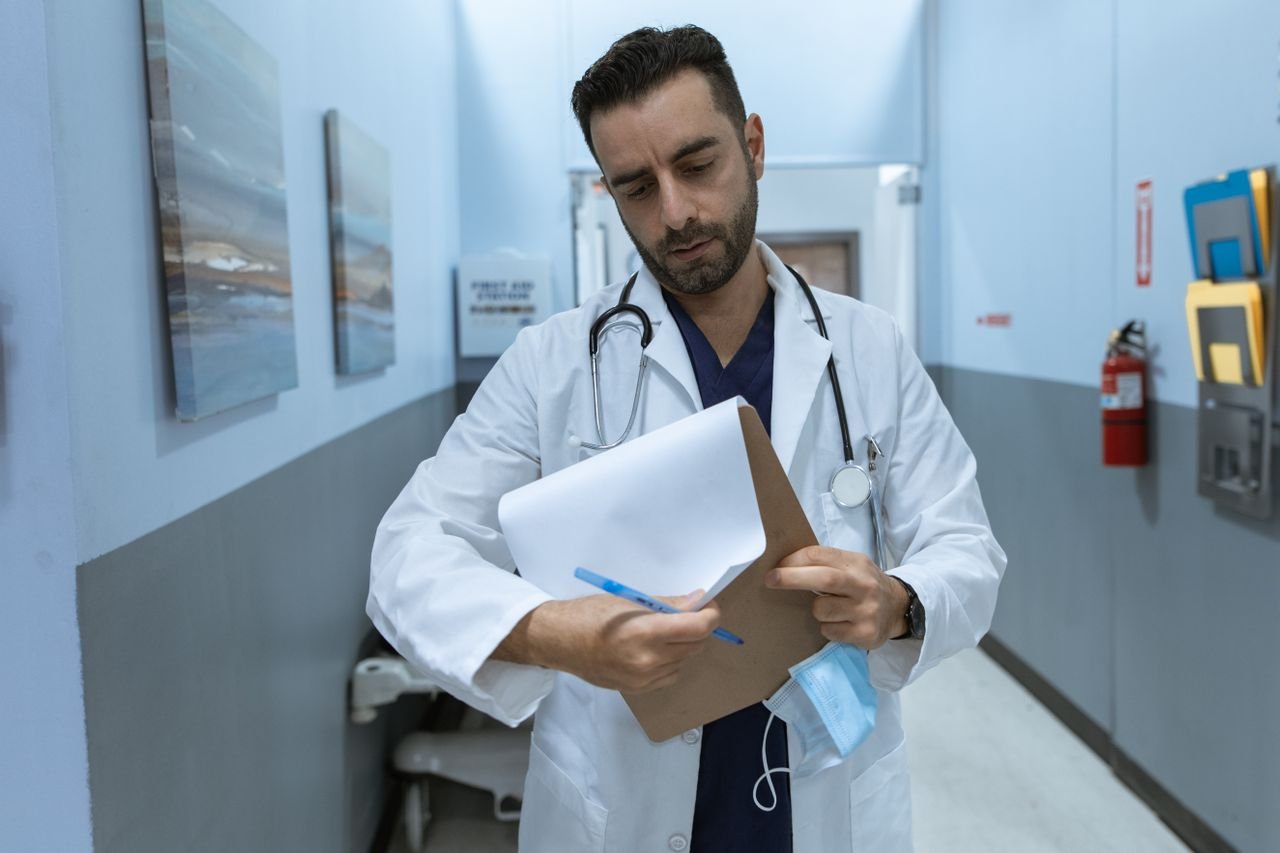 Cómo proteger la confidencialidad de la información médica de los empleados